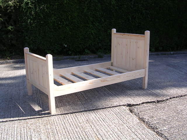 Single Bed with high footboard