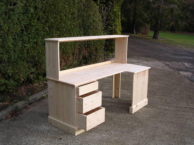 Corner Desk with File Rack