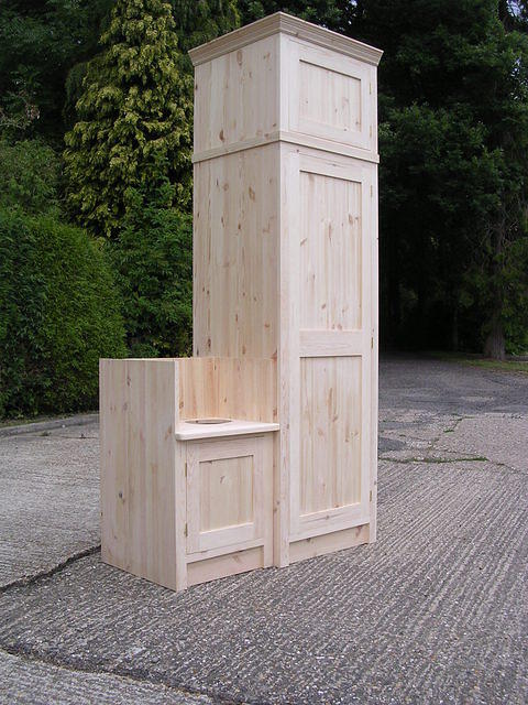 Belfast sink unit with utility storage cupboard