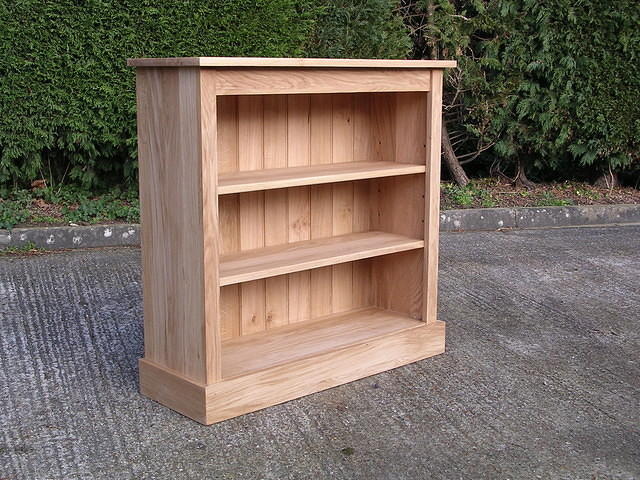 36" Low Bookcase