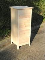 4 Drawer Shaker style Jumper chest